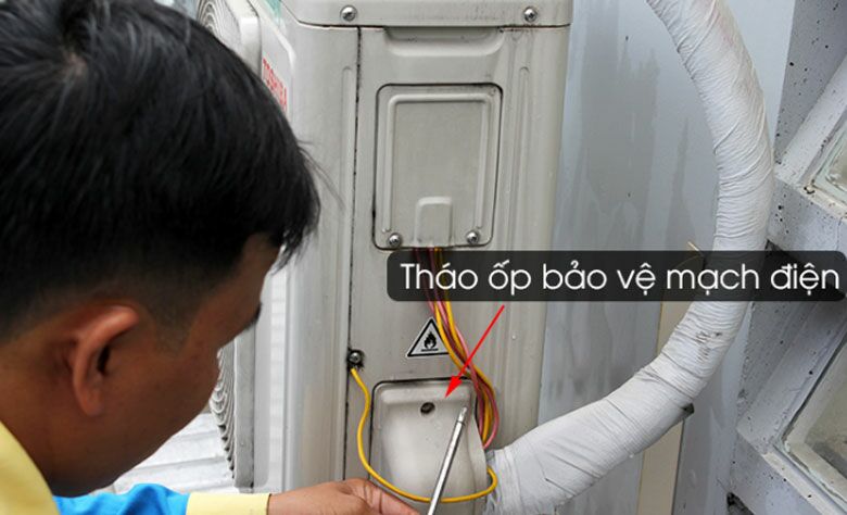 Kiểm tra gas điều hòa, nạp thêm nếu thiếu